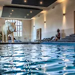 The Originals Le Chateau De Poitiers Hotel