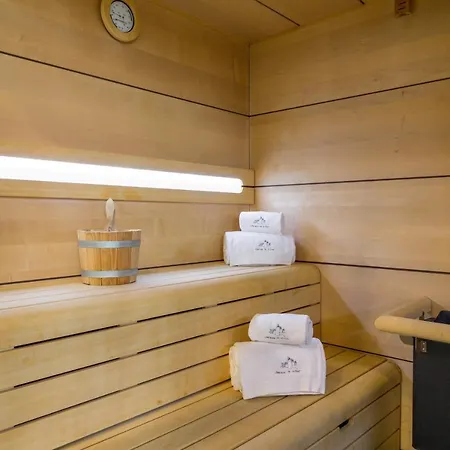 The Originals Le Chateau De Poitiers Hotel 3*