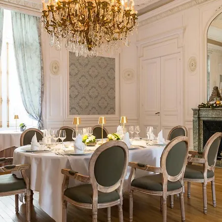 Hotel The Originals Le Chateau De Poitiers Dissay