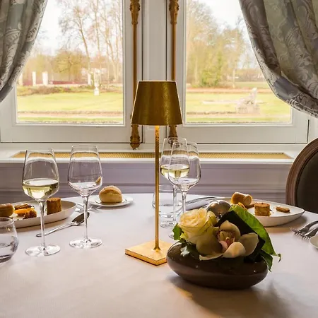 Hotel The Originals Le Chateau De Poitiers Dissay