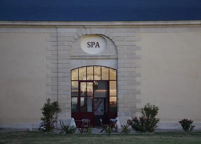 Hotel The Originals Le Chateau De Poitiers Dissay