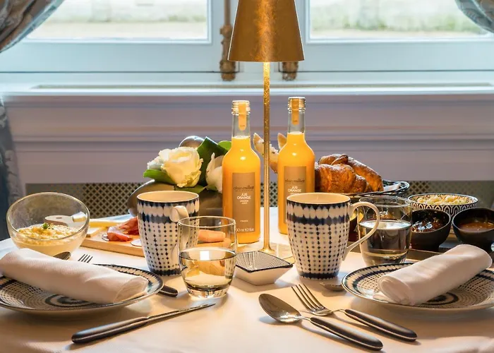 The Originals Le Chateau De Poitiers Hotel