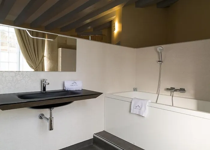 The Originals Le Chateau De Poitiers 3* Dissay